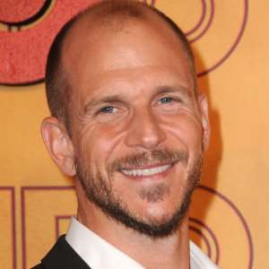 Gustaf Skarsgard